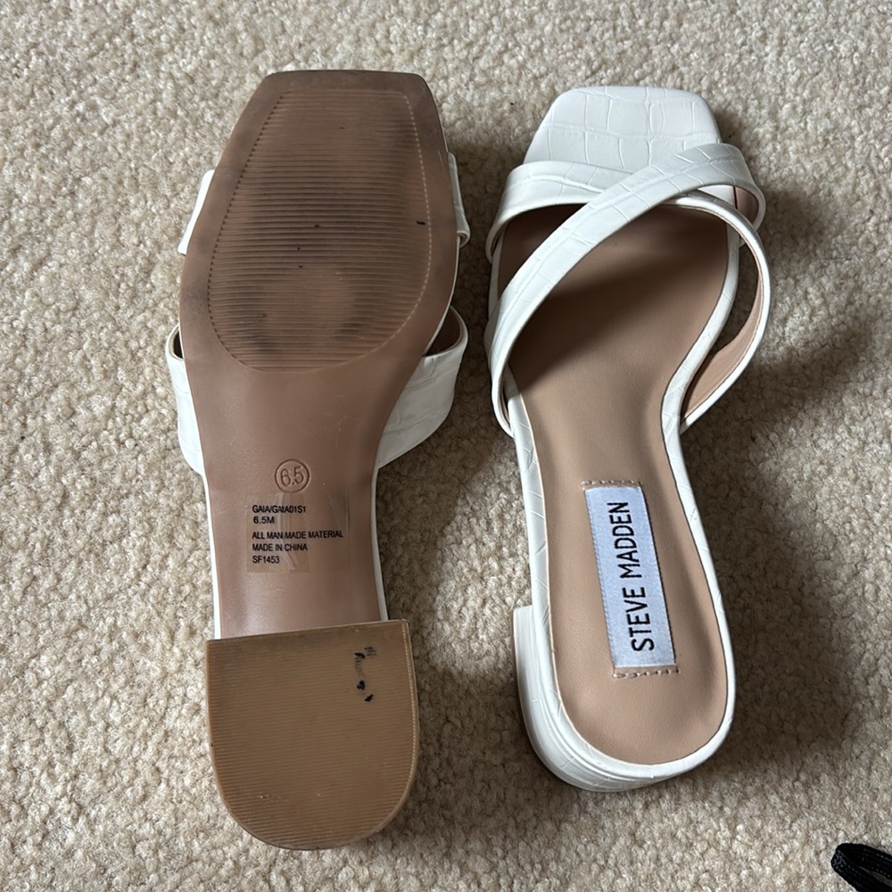 Steve Madden White Crisscross Block Heel Sandals - Picture 7 of 7